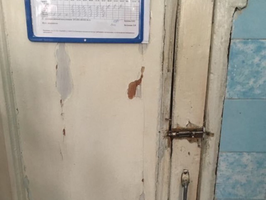 Ужасы женской консультации показали на фото в Воронеже