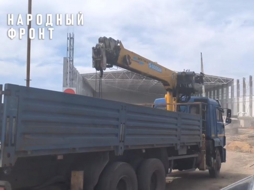 Зато премии есть: строительные чиновники превратили нацпроект в настоящий цирк в Воронеже
