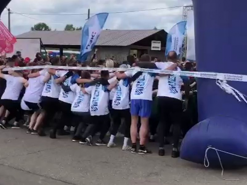 Опубликовано захватывающее видео с забега «Стальной характер» в Воронеже