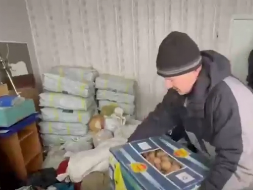 «Нас уничтожали»: что говорят жители Луганска, которым начали раздавать гуманитарную помощь из Воронежской области 