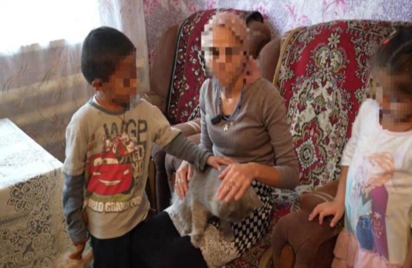  Воронежские власти нашли девушку, которая живет без документов 28 лет