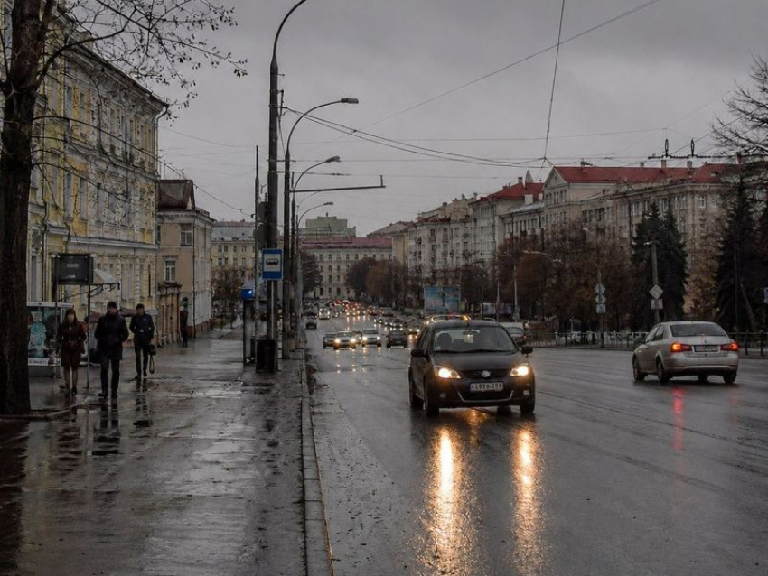 С депрессивно-дождливой погоды началось лето 2026 года в Воронеже