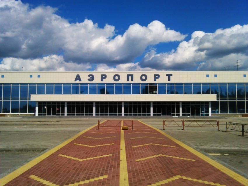 Самолет с мертвым пассажиром экстренно сел в Воронеже