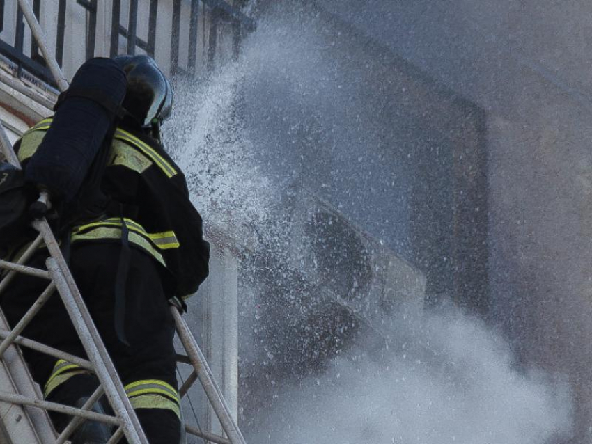 Пять детей пострадали на пожаре в Воронеже