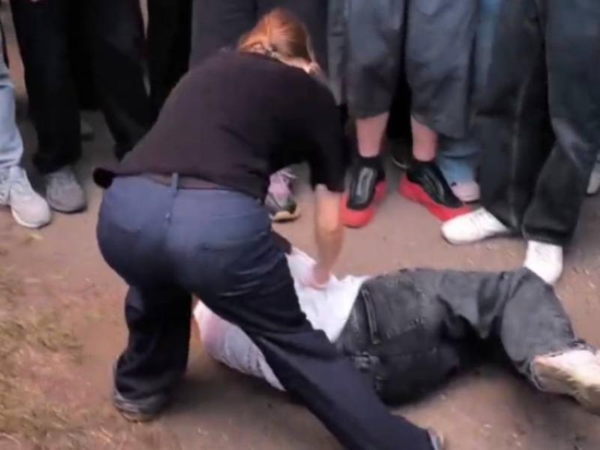 «Сумеречный дозор по-воронежски»: родители и учителя будут патрулировать улицы Россоши после избиения школьницы
