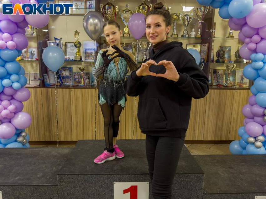 Дети на льду: захватывающие соревнования по фигурному катанию прошли в Воронежской области