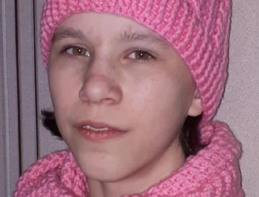 16-летняя девочка пропала из магазина «Красное и Белое» в Воронеже