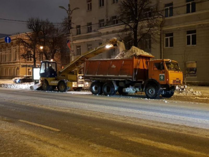 Неочищенный от снега центр Воронежа привлек внимание прокуратуры