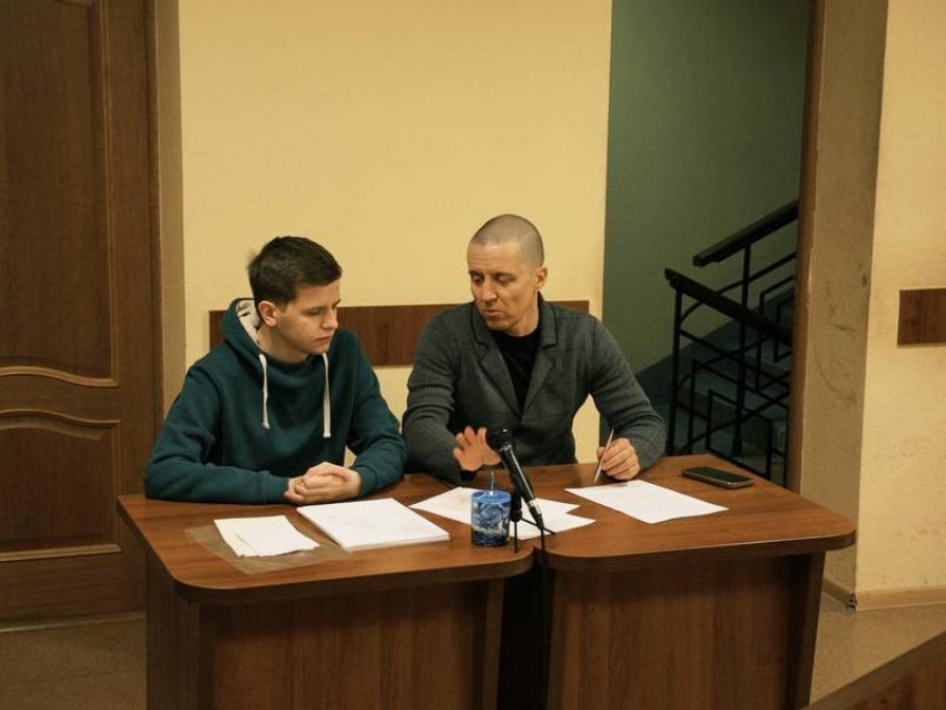 Юному экс-редактору воронежского СМИ дали «условку» после аферы на 90 млн 