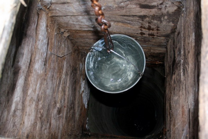 В Воронежской области мужчина хотел утопиться в колодце