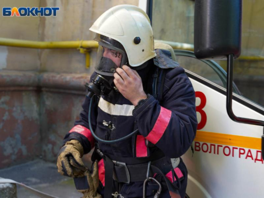 Пожарные на крыше областной библиотеки не должны испугать воронежцев