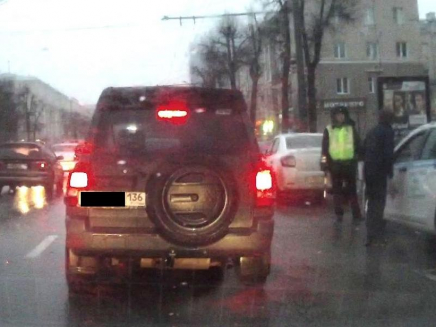 Воронежцев предупредили о рейдах ГИБДД на пешеходных переходах