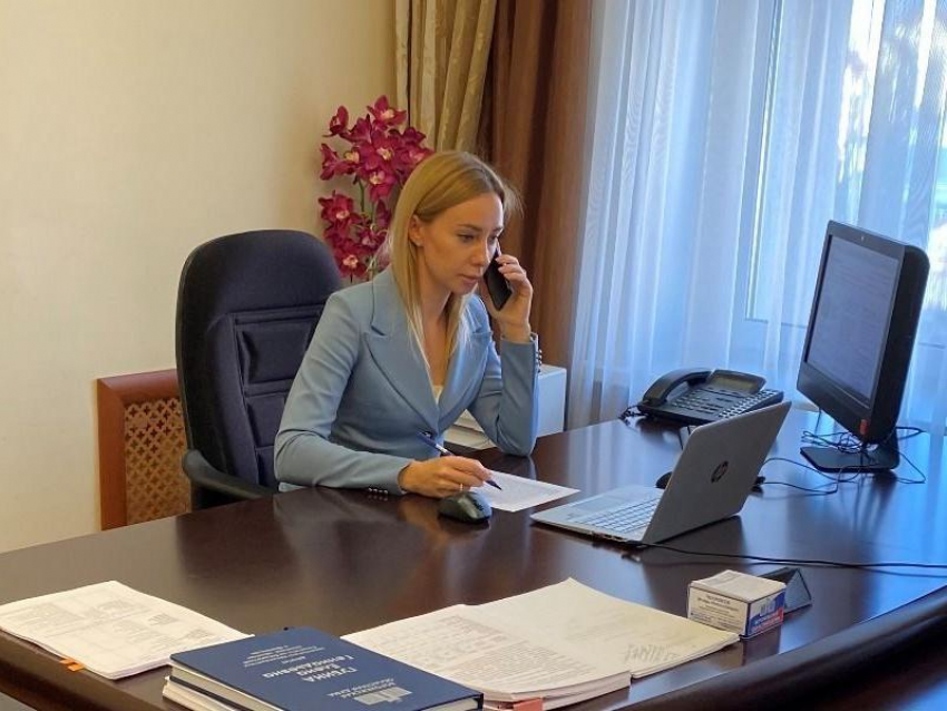 Депутаты буквально дистанцировались от чиновничества в Воронеже