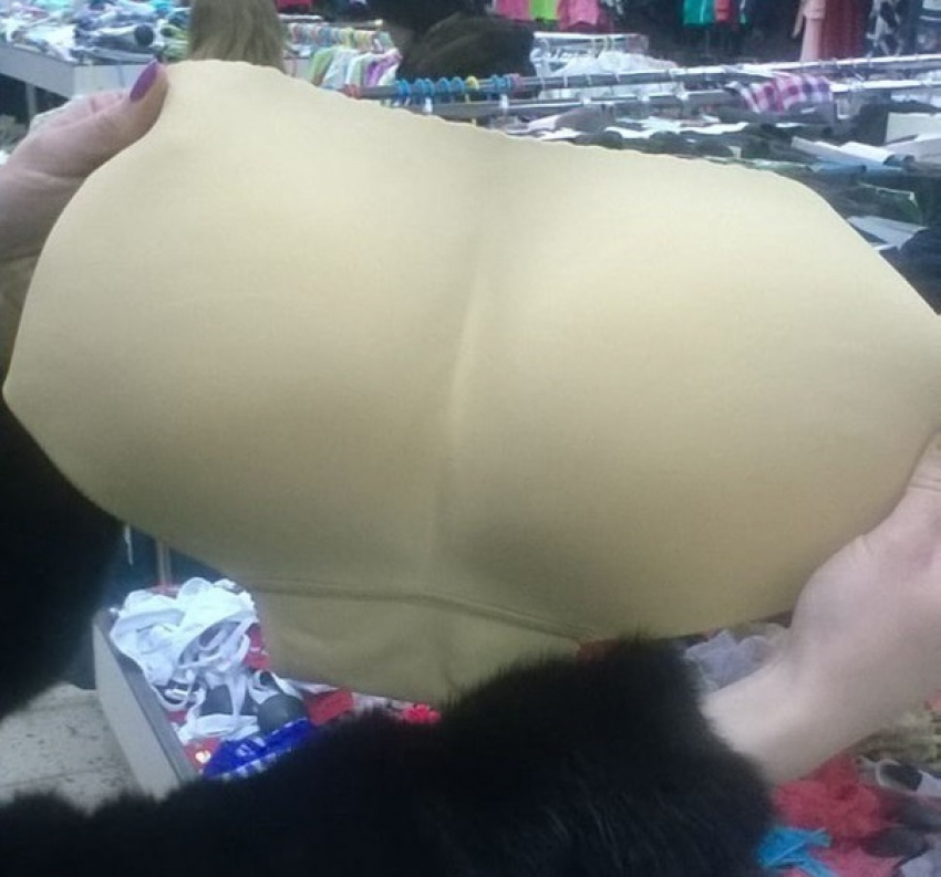 Торговля накладными ягодицами в Воронеже шокировала горожан