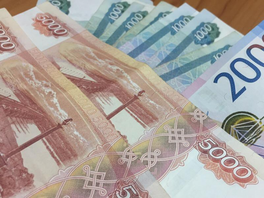 21-летняя студентка воронежского универа согласилась на сомнительное предложение и лишилась миллиона рублей