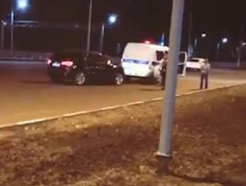 Сбивший насмерть пешехода Jaguar сняли на видео в Воронеже