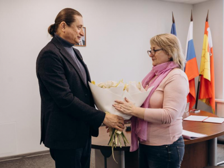 Воронежский депутат помог женщине, проживающей на территории, пострадавшей от радиации, раньше уйти на заслуженную пенсию 