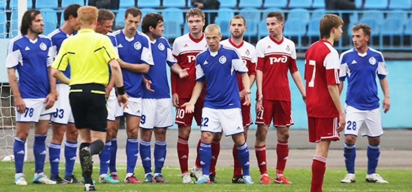 Воронежский «Факел» уступил лискинскому «Локомотиву»