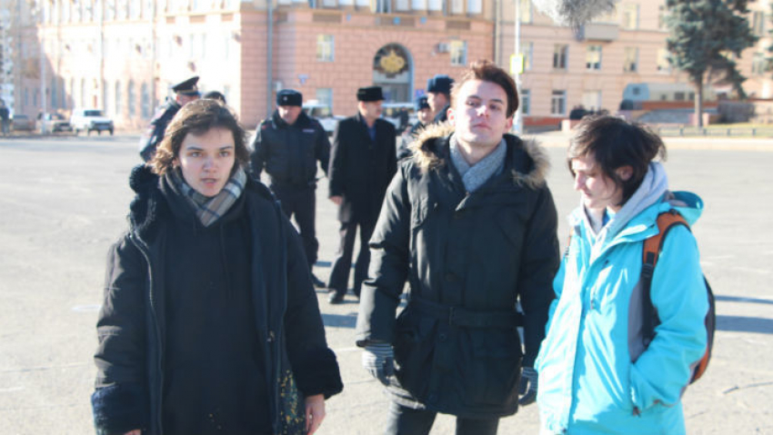 Воронежского гея в Липецке задержали полицейские - футбольные фанаты пытались отбить