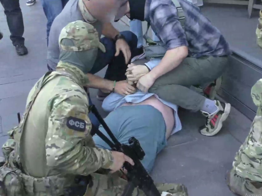 ФСБ ликвидировала две подпольные оружейные мастерские в Воронежской области