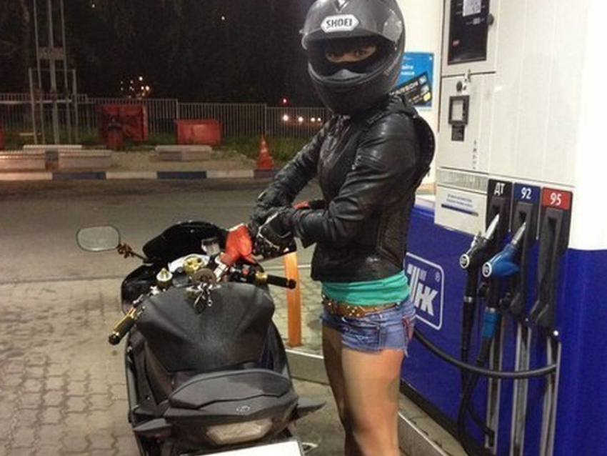 Марина никогда бы не села на байк с незнакомцем! – родственница девушки, которую переехал мотоцикл в Воронеже