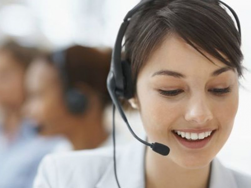 Эксперты: чему нужно научиться у операторов колл-центров, чтобы лучше выступать публично