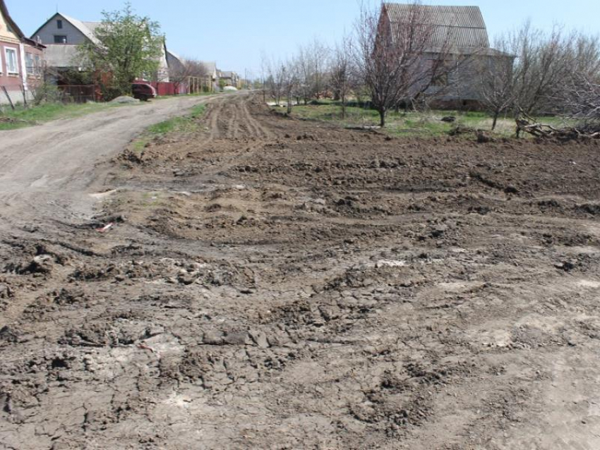 Общественники возмущены разрушением сделанной воронежцами дороги