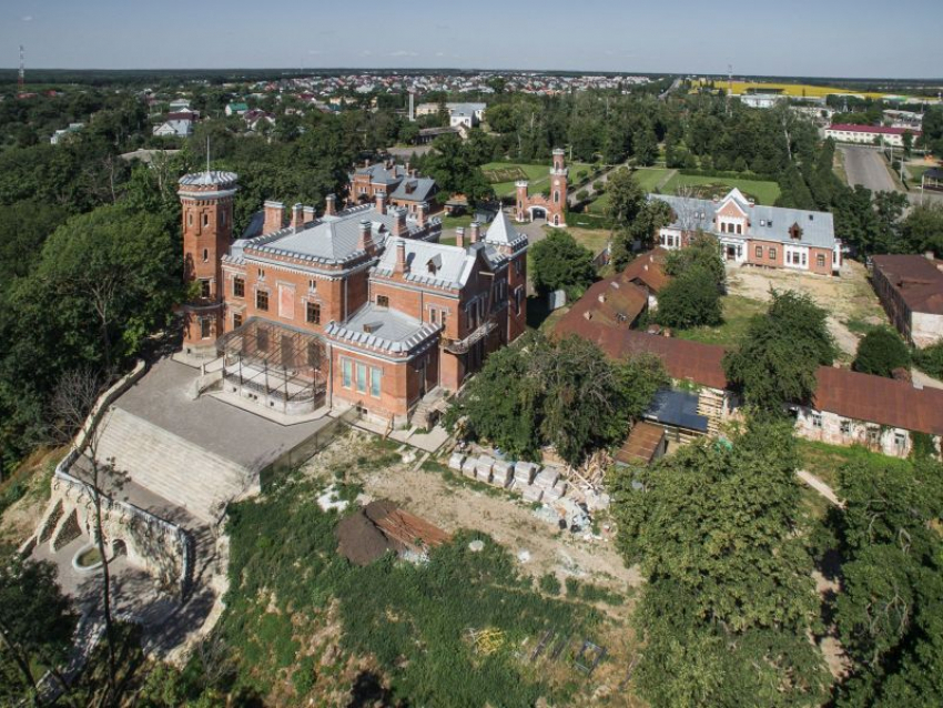 Под Воронежем не нашли подрядчика для ремонта Дворца Ольденбургских
