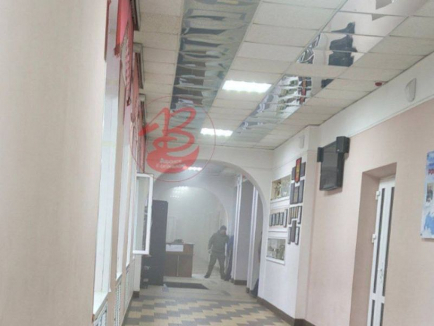 Короткое замыкание вызвало задымление в элитной гимназии Воронежа