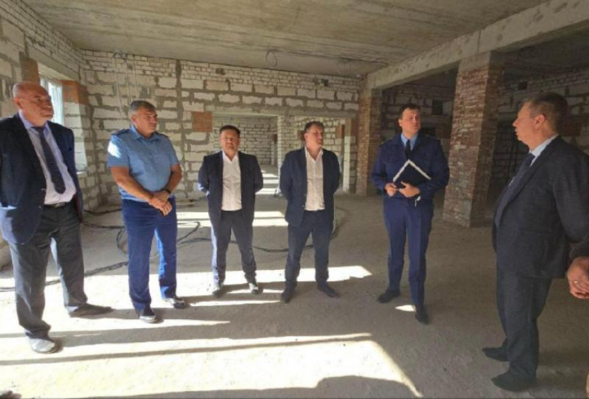 У воронежской прокуратуры возникли вопросы из-за строительства поликлиники 