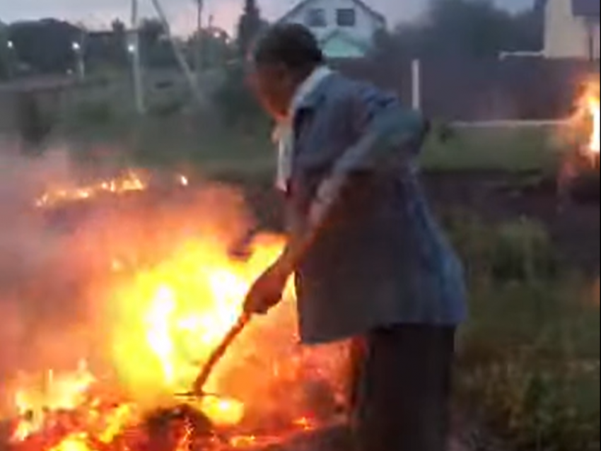 Нарушителя противопожарного режима под Воронежем показали на видео