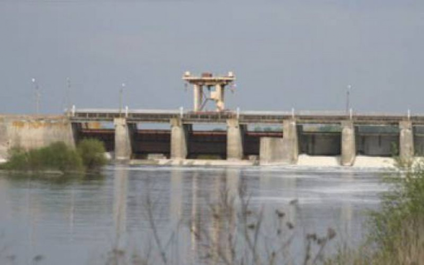 Воронежская водонапорная плотина: техническое сооружение или альтернативный мост