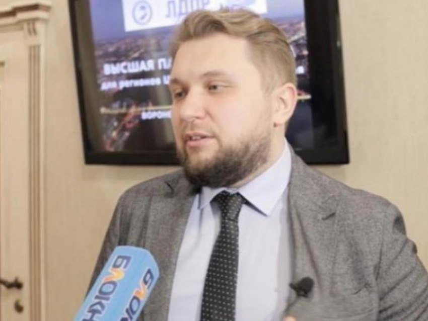 Воронежский депутат Госдумы предложил сократить рабочий день из-за жары 