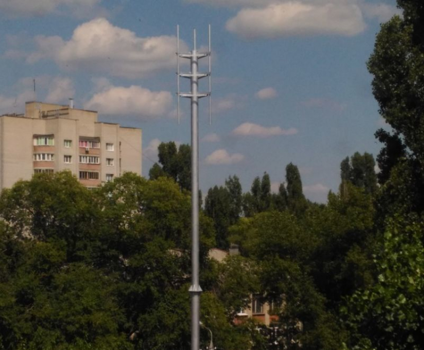Воронежцы приняли сотовую вышку за выжигатель мозгов