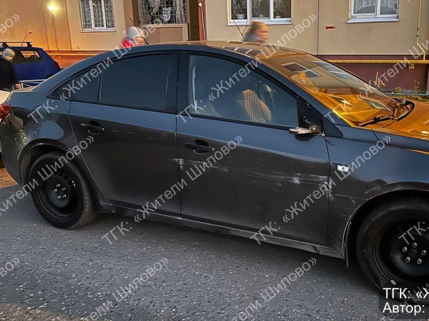 Пробил бок машины и скрылся: виновник уехал с места ДТП в Воронеже