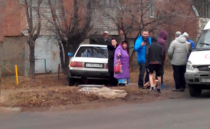 Водитель Audi устроил стрельбу по воронежским хулиганам, мешающим движению его авто