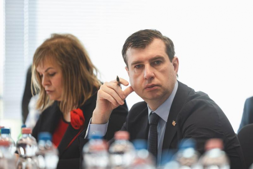 Топовый воронежский чиновник Данил Кустов показал фото из поездки в Европу