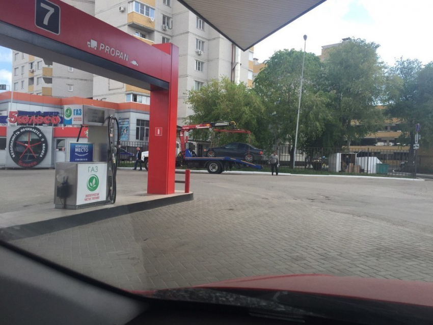 Воронежских автомобилистов будут информировать об эвакуации автомобилей на штрафстояку
