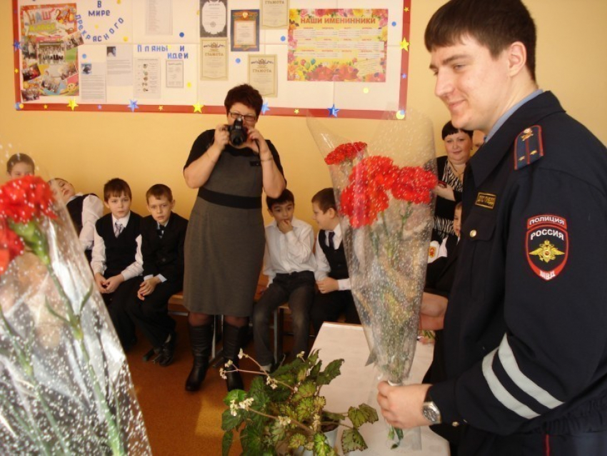 В Воронеже проходят уроки мужества, посвященные Дню Защитника Отечества (ФОТО)