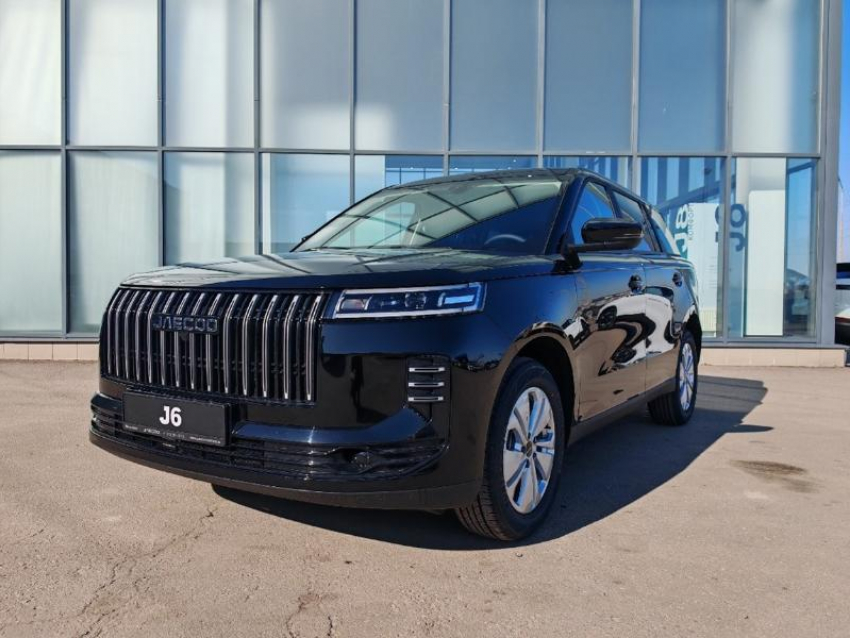 На что способен самый доступный кроссовер в линейке бренда JAECOO в России?