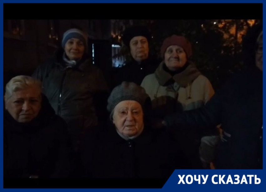 «Ходила и просила на коленях»: воронежские бабушки записали на видео свой крик души 