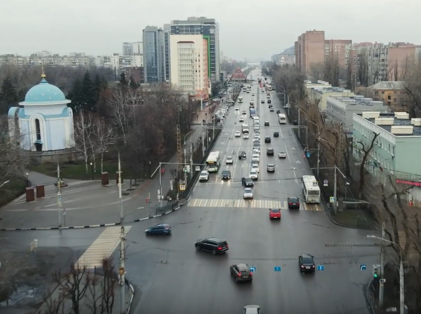 Красоту бетонных джунглей показали с высоты птичьего полёта в Воронеже