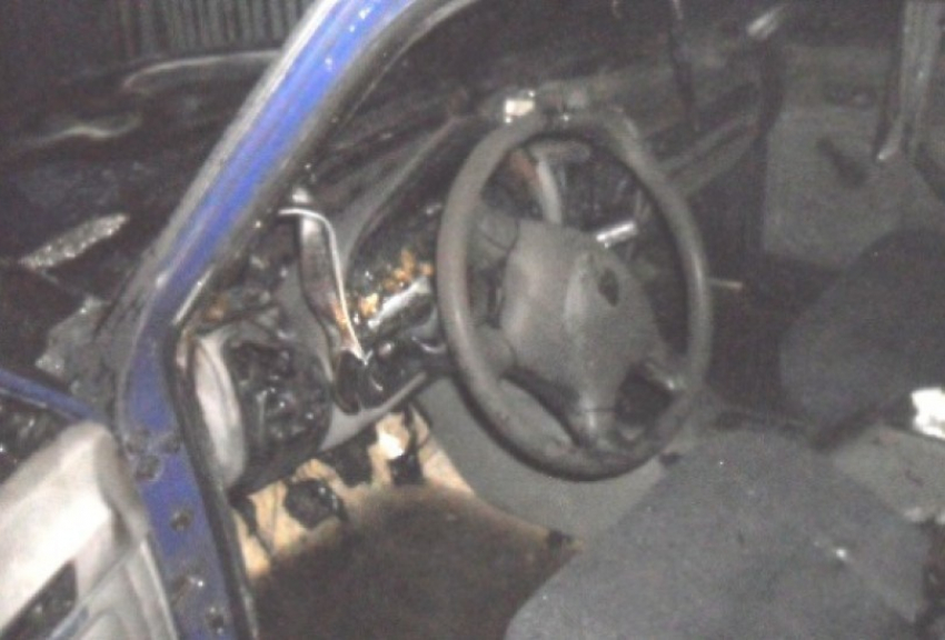 Воронежские полицейские поймали поджигателя автомобиля