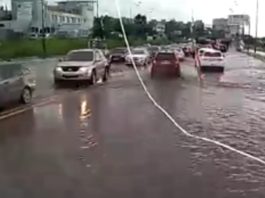  Муки автомобилистов на окружной показали в Воронеже