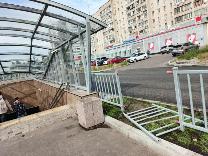 Новый подземный переход с грязненьким подвохом обнаружили в Воронеже
