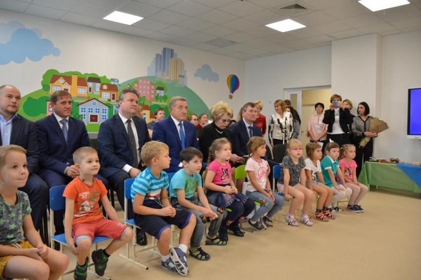 Новый детский сад в Подклетном появился благодаря помощи сенатора Лукина    