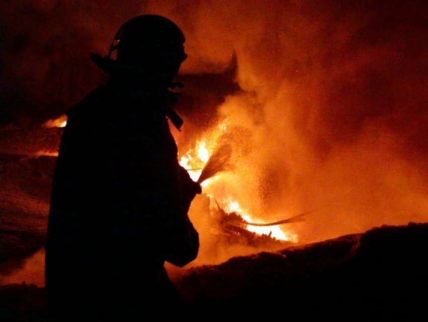 В Воронежской области на пожаре спасли 10 человек
