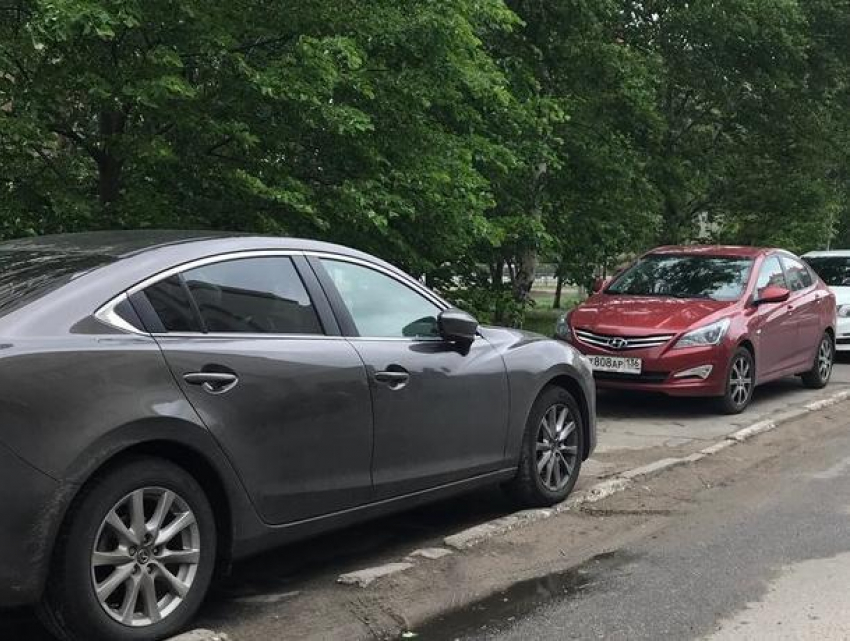 Массовое невежество воронежских автомобилистов вызвало бурную дискуссию