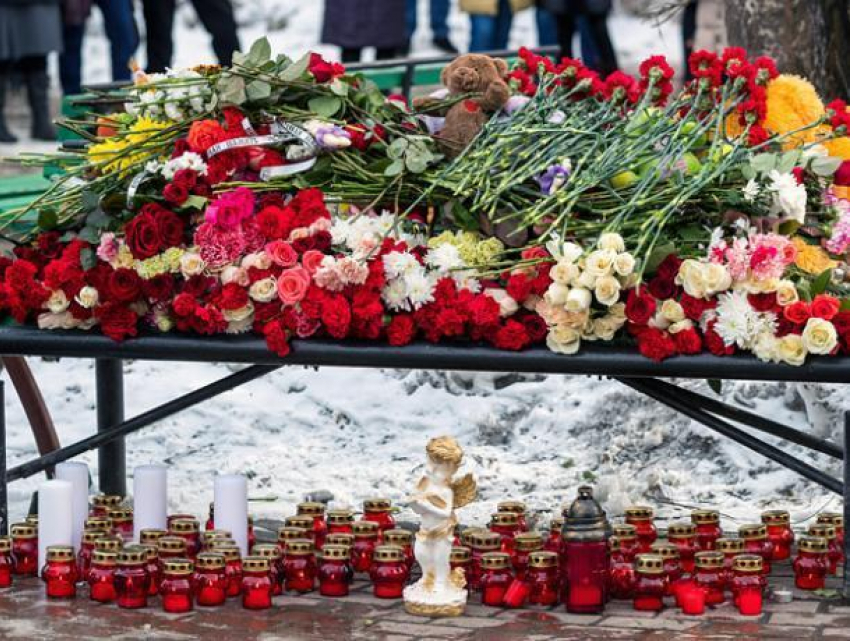Правительство Воронежской области не объявило траур из-за трагедии в Кемерове