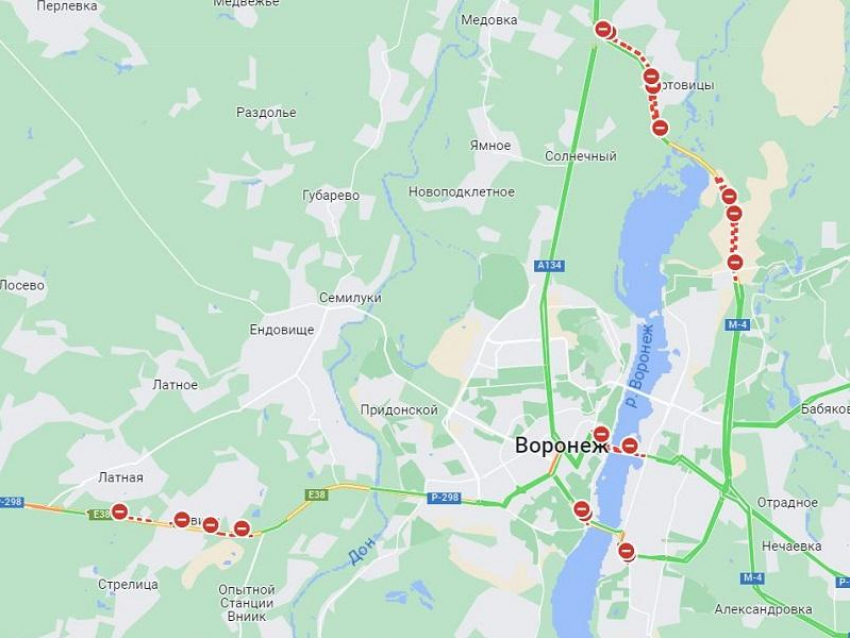 О неожиданном перекрытии всех выездов из Воронежа сообщили местные жители